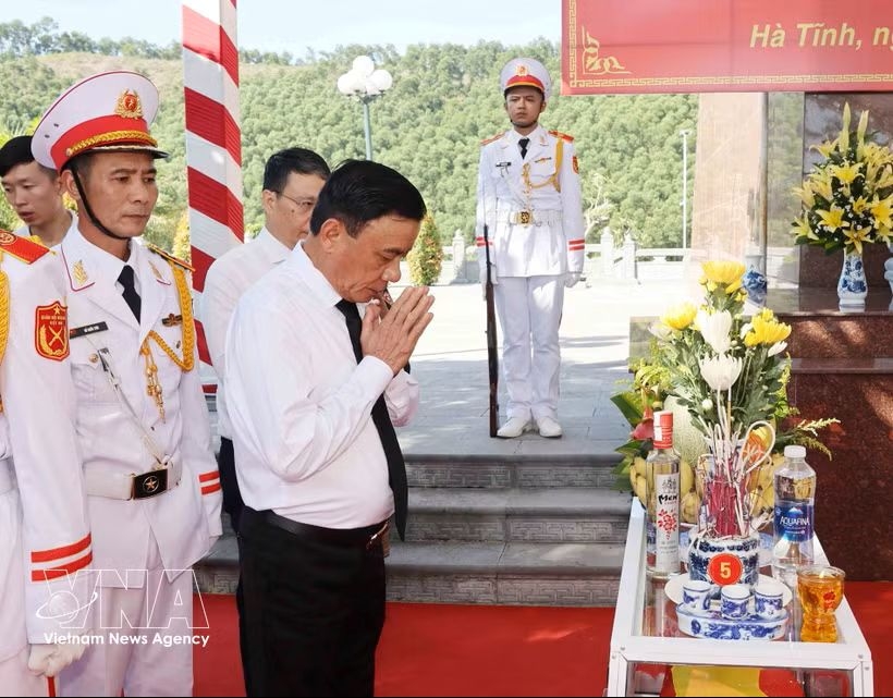 senior party official attends reburial ceremony for vietnamese martyrs in ha tinh picture 1