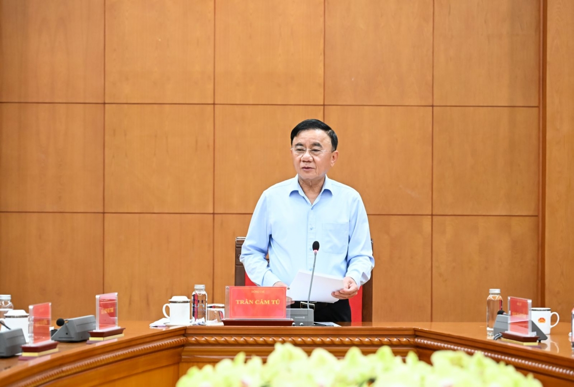 bo chinh tri ban hanh ke hoach chong lang phi, tieu cuc hinh anh 1