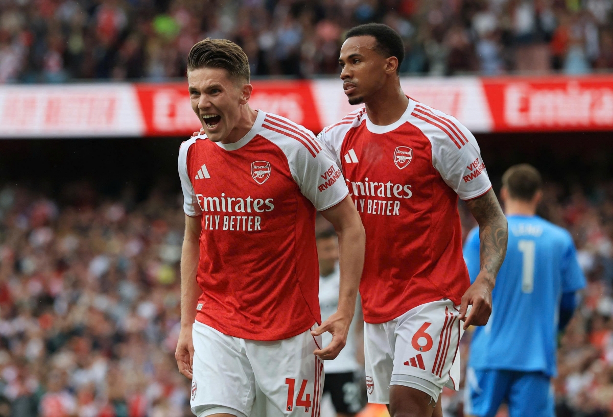 truc tiep arsenal 1-0 fulham saka don co cho viktor gyokeres hinh anh 6