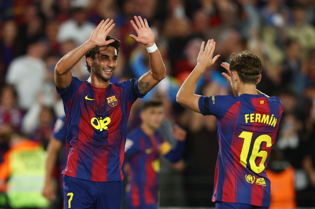 truc tiep barca 2-0 real madrid Doi cong hap dan hinh anh 4