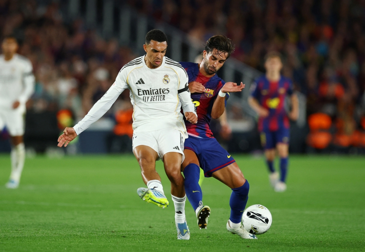truc tiep barca 2-0 real madrid Doi cong hap dan hinh anh 2