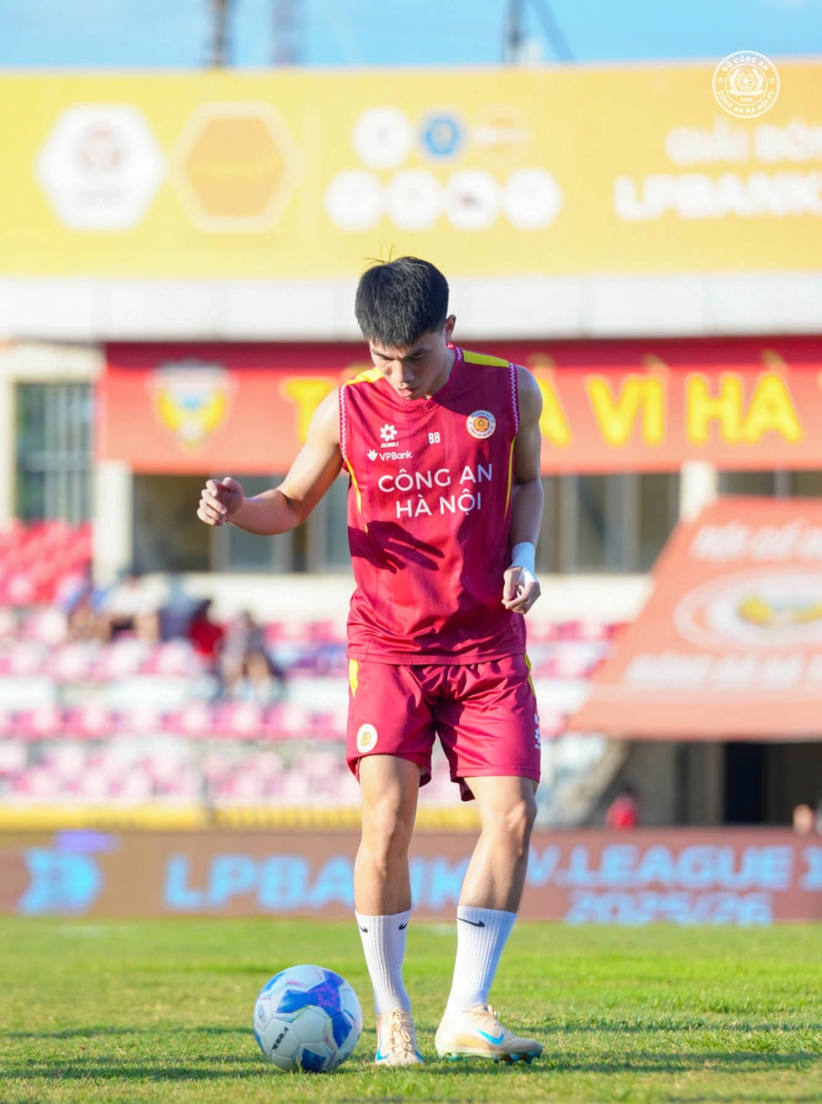 truc tiep ha tinh 0-0 cahn cot doc tu choi ban thang hinh anh 2