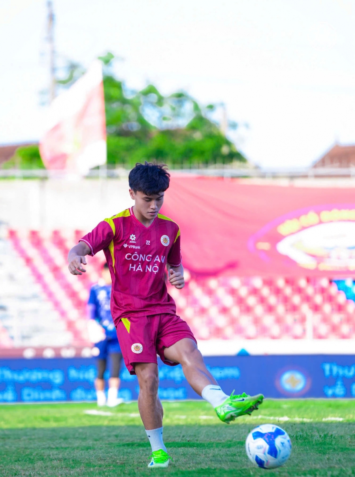 truc tiep ha tinh 0-0 cahn cot doc tu choi ban thang hinh anh 14