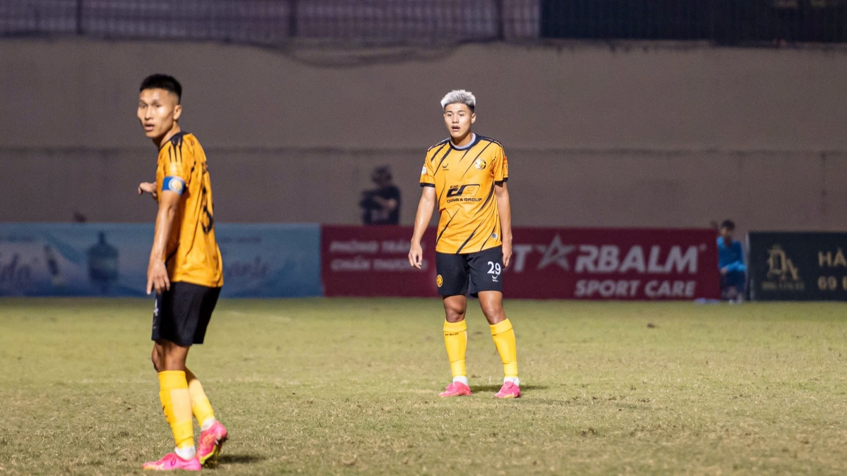 ket qua v-league hom nay 9 5 ha noi fc thua thanh hoa, ninh binh thang hai phong hinh anh 13