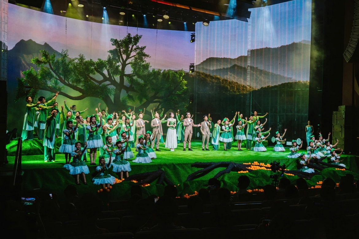 Dem dien dac biet ve thien nhien true concert - tinh Dat len song vtv hinh anh 4