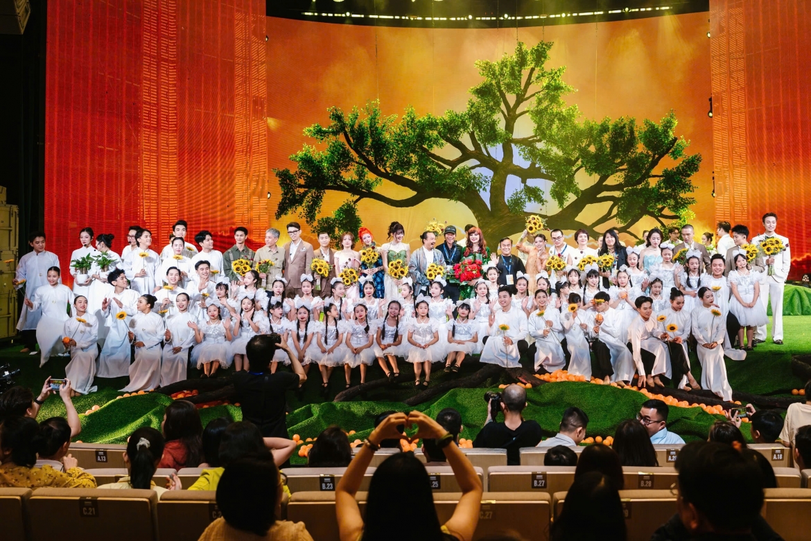 Dem dien dac biet ve thien nhien true concert - tinh Dat len song vtv hinh anh 5