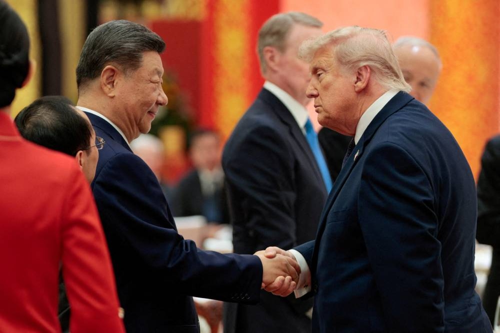 tong thong trump noi chu tich tap can binh dang can nhac mua dau cua my hinh anh 1