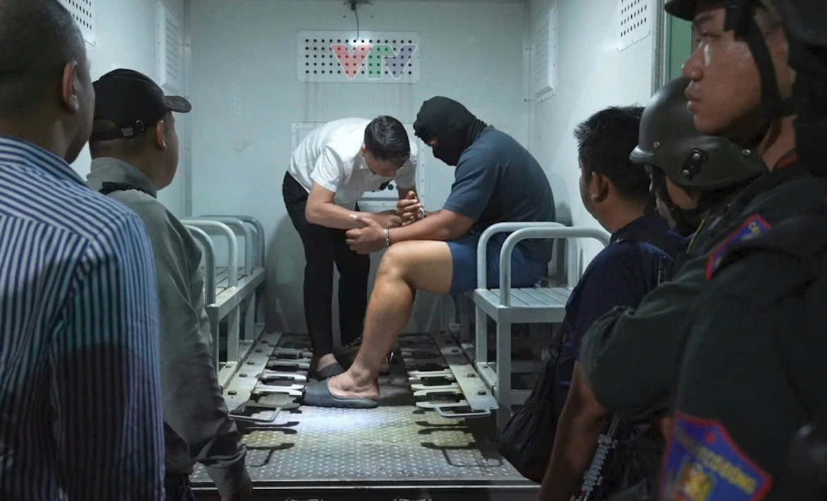 tam giu 8 nguoi khong to giac, giup nghi pham nuoc ngoai gay an no sung bo tron hinh anh 1