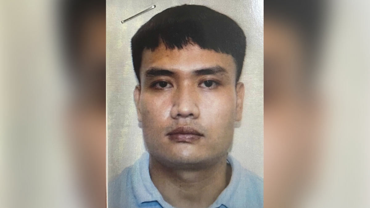 truy tim 2 doi tuong lien quan den cac vu lua dao, chiem doat tien ty o ha noi hinh anh 2