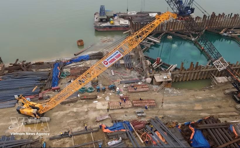 hanoi accelerates seven red river bridge projects, many exceed 70 completion picture 1