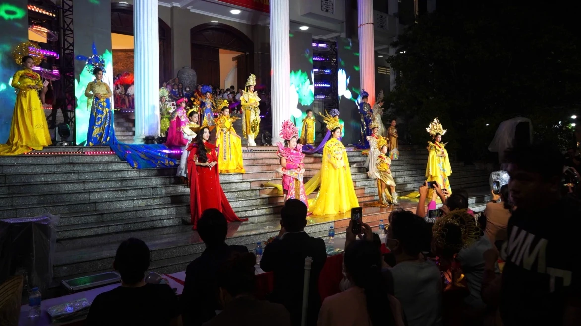 Dac sac chuong trinh nghe thuat tuoi tho cung di san hinh anh 3