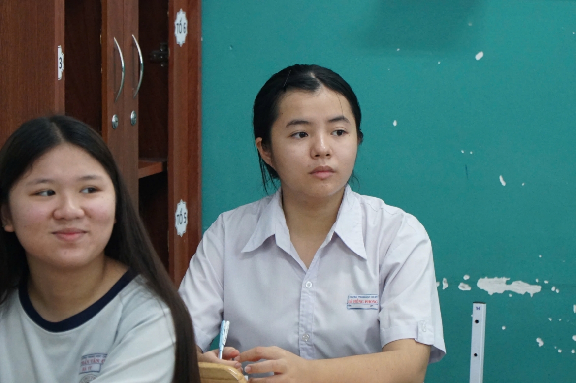 thi sinh tu con Dao vao dat lien thi vao lop 10 cong lap o tp.hcm hinh anh 1