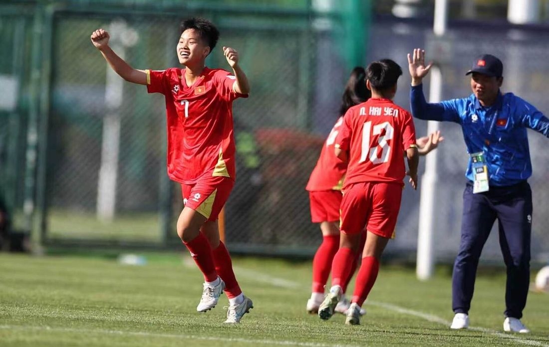 ket qua bong da hom nay 1 5 ghi ban phut bu gio, u17 nu viet nam hoa thai lan hinh anh 2