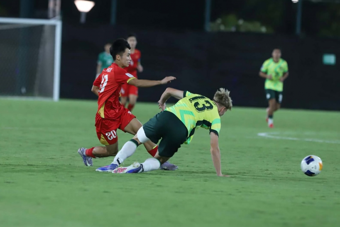 truc tiep u17 viet nam 0-2 u17 australia kho khan chong chat hinh anh 3