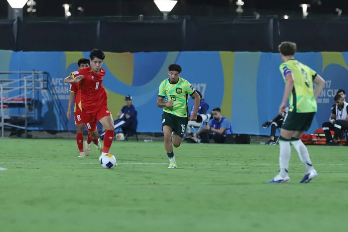 truc tiep u17 viet nam 0-2 u17 australia kho khan chong chat hinh anh 1