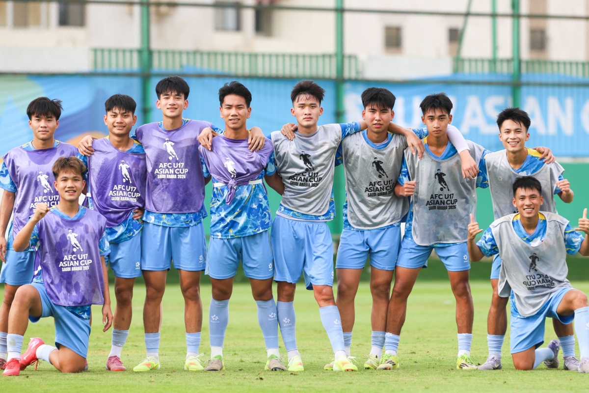 afc khen ngoi u17 viet nam truoc man so tai voi u17 han quoc hinh anh 1