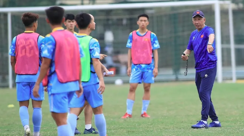 vietnam u19 notch back-to-back wins in japan in world cup pursuit picture 1