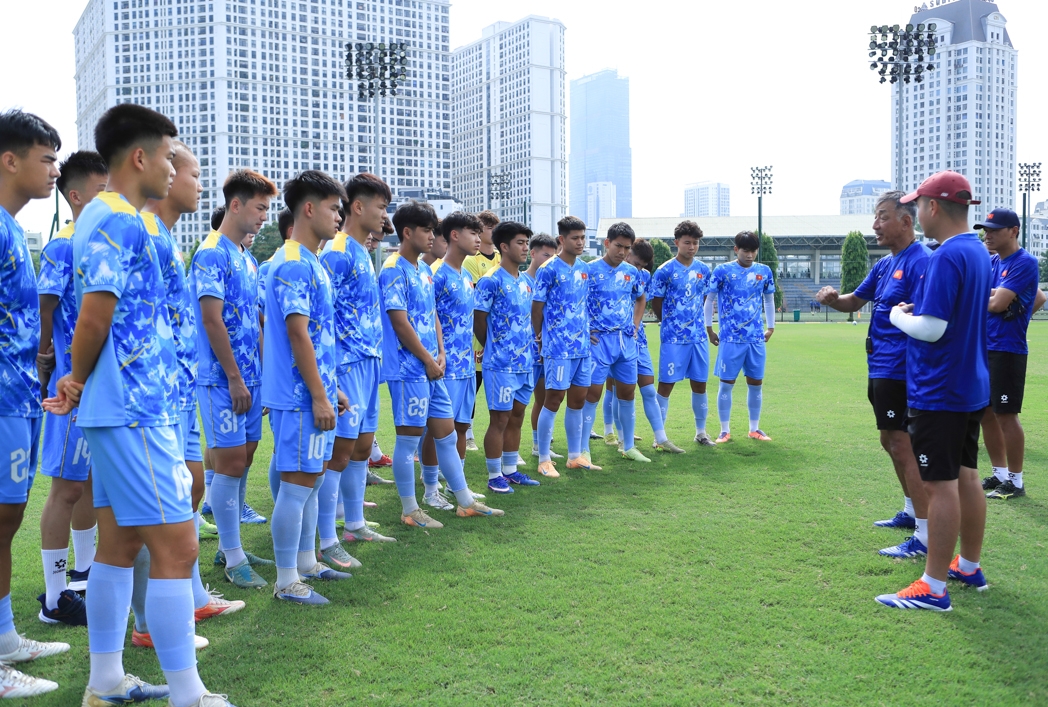 u19 viet nam doi mat thu thach, chot cau thu tu chau Au cho giai Dong nam A hinh anh 1