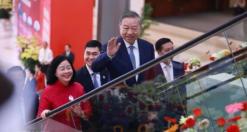 party and state leaders attend 11th national congress of vietnam fatherland front picture 2