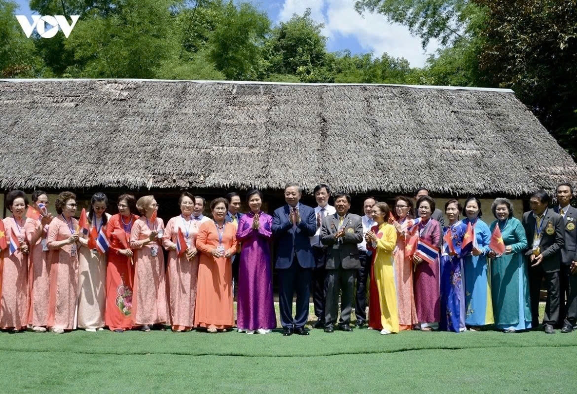party chief and president to lam s thailand visit in photos picture 4