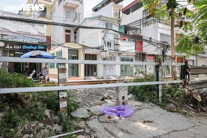 thot tim canh nguoi ha noi bat chap vuot rao chan, dua toc do voi tau hoa hinh anh 5