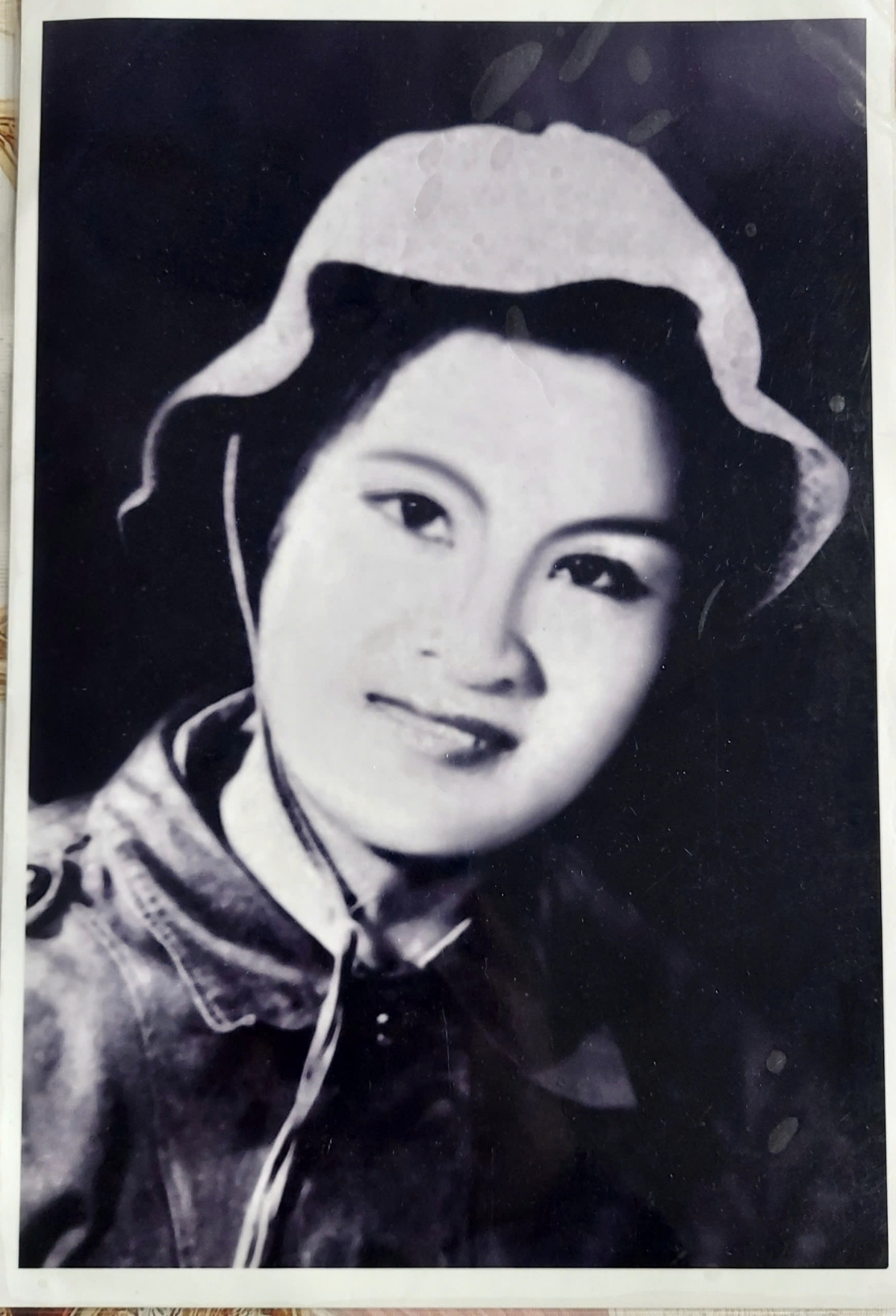 chuyen ve nu thanh nien xung phong viet don ra tran bang mau hinh anh 1