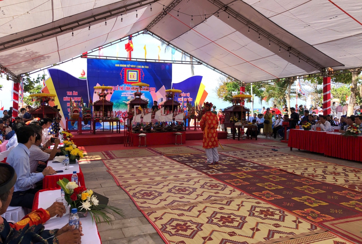 ve ly son du le khao le the linh hoang sa linh thieng hinh anh 2