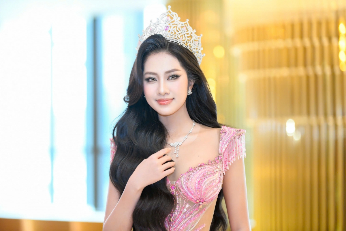 nhan sac nang hau gen z co nhiem ky ngan nhat lich su hoa hau viet nam hinh anh 2