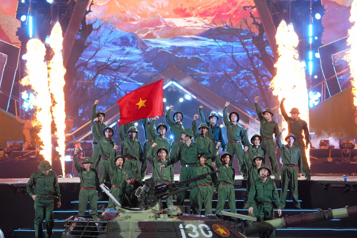 sao nhap ngu concert 2026 gay choang ngop voi dan khi tai va san khau khong lo hinh anh 3