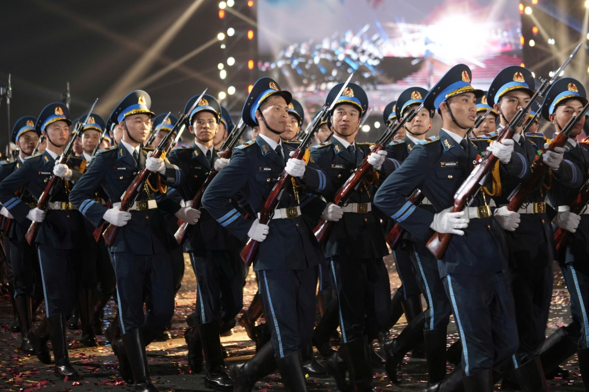 sao nhap ngu concert 2026 gay choang ngop voi dan khi tai va san khau khong lo hinh anh 18