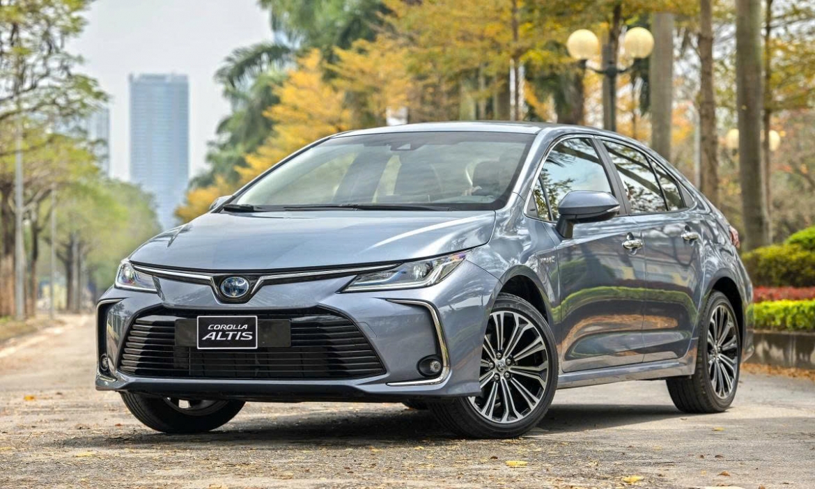 Top 10 mẫu xe bán chậm nhất tháng 4/2026: Xe Nhật chiếm đa số