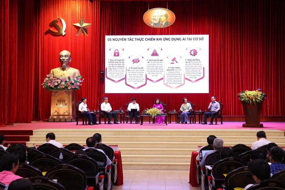 be mac lop boi duong xu ly tinh huong thuc tien cho can bo co so hinh anh 2