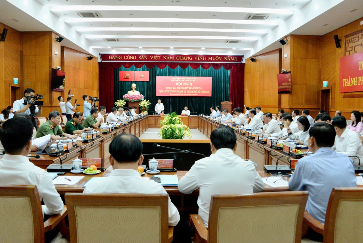 chu tich quoc hoi tp.hcm khan truong hoan thien du thao luat Do thi dac biet hinh anh 2