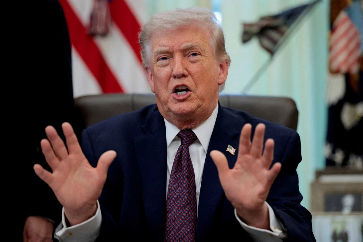 phe dan chu my da tim thay vu khi voi ong trump truoc ky bau cu hinh anh 1