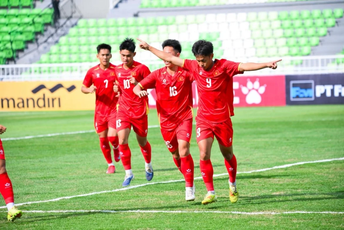 truc tiep u19 viet nam vs u19 myanmar vong bang giai u19 Dong nam A 2026 hinh anh 1