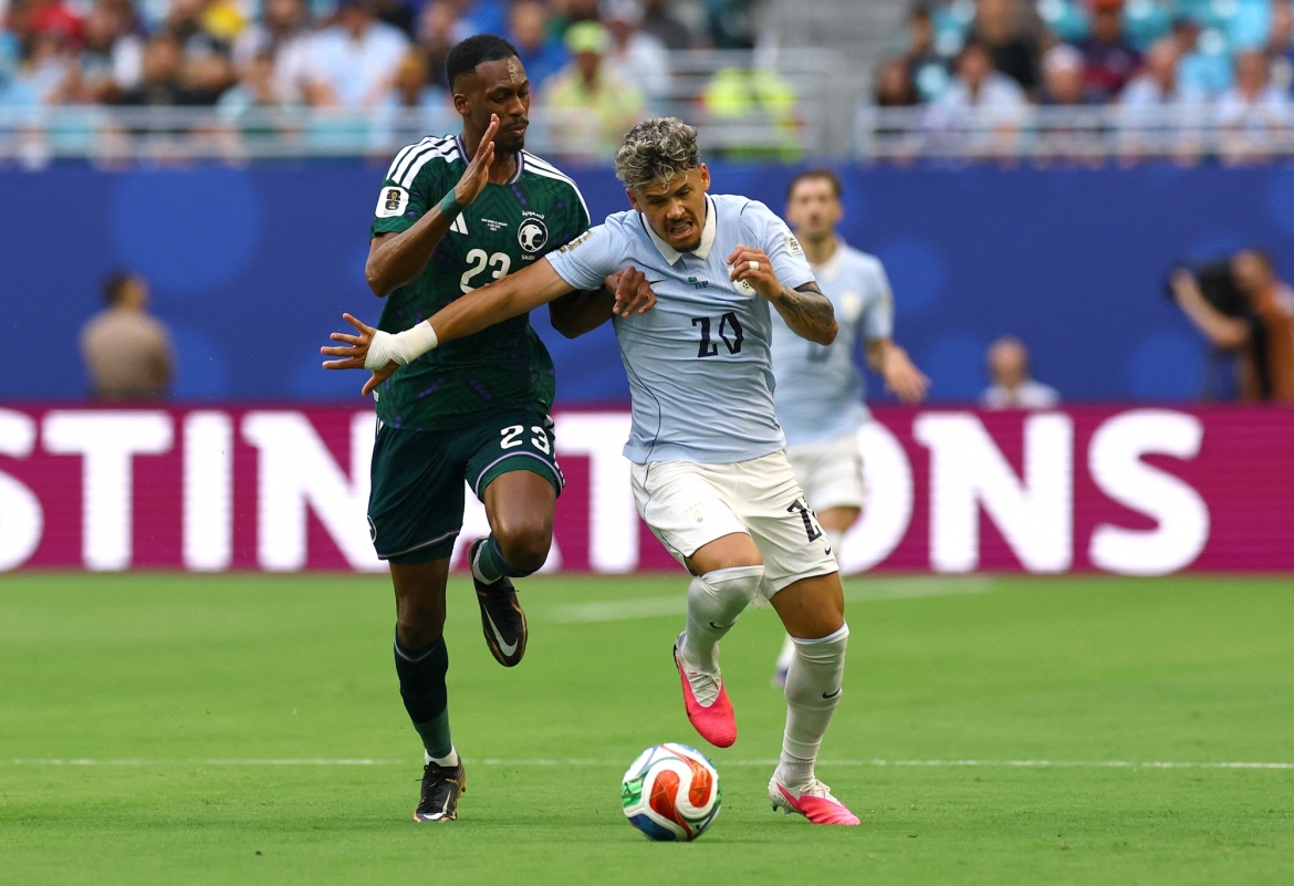 ket qua world cup hom nay 16 6 saudi arabia chia diem nghet tho truoc uruguay hinh anh 18