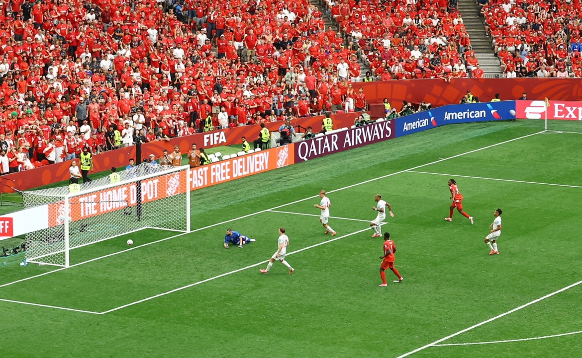 ket qua world cup 2026 hom nay 25 6 ha guc canada, thuy si dung dau bang b hinh anh 27