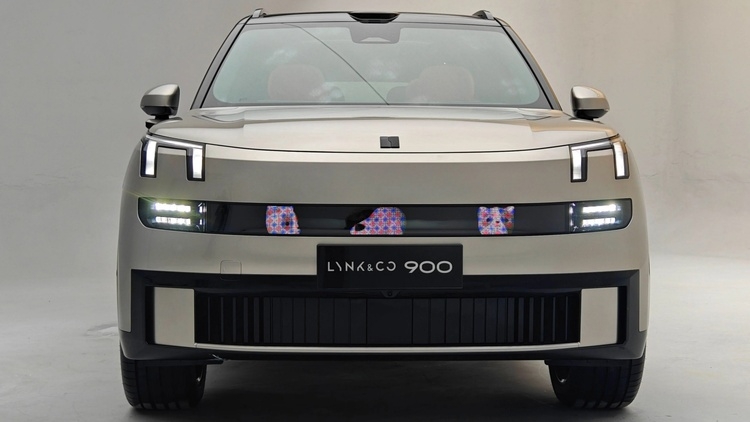 hang noi sao ve viec lynk co 900 bi cat tinh nang cao cap khi ve viet nam hinh anh 1