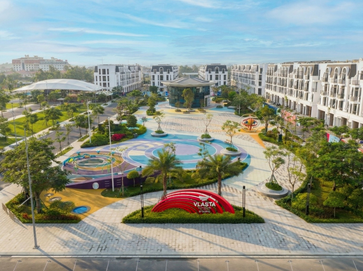 van phu duoc vinh danh top 10 doanh nghiep bat dong san hang dau viet nam hinh anh 3
