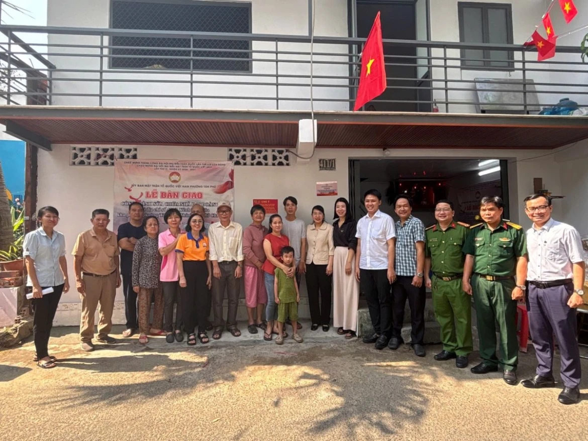mat tran tp.hcm thich ung nhanh sau 1 nam van hanh chinh quyen dia phuong 2 cap hinh anh 2