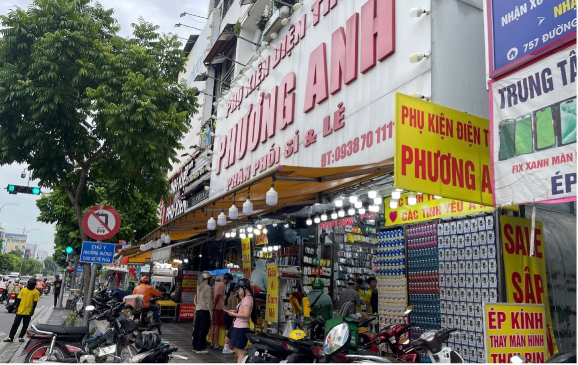 Xác minh dấu hiệu vi phạm tại cơ sở kinh doanh phụ kiện Phương Anh, Web Lethnic.vn