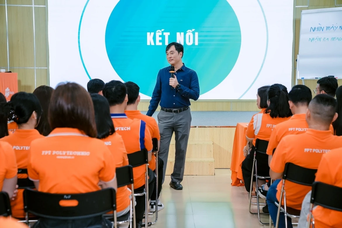 khi nguoi thay duoc nang cap moi ngay, nguoi huong loi lon nhat la nguoi hoc hinh anh 4