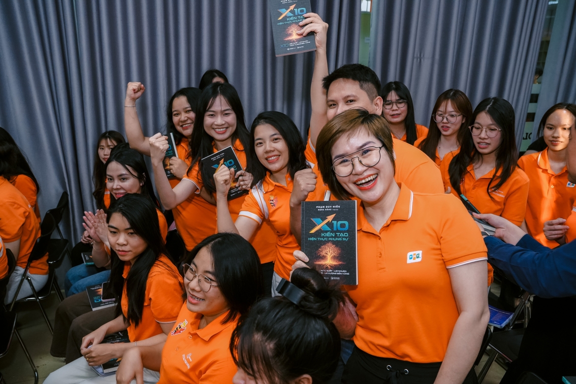 khi nguoi thay duoc nang cap moi ngay, nguoi huong loi lon nhat la nguoi hoc hinh anh 6