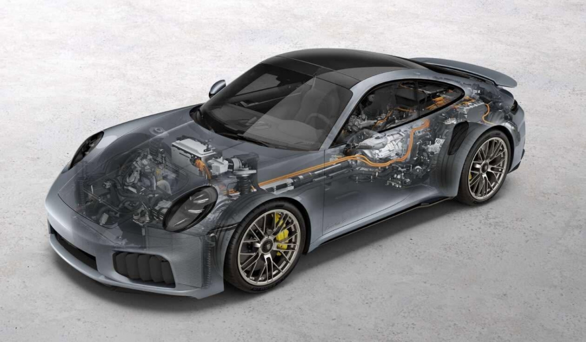 porsche 911 van trung thanh voi dong co xang hinh anh 1