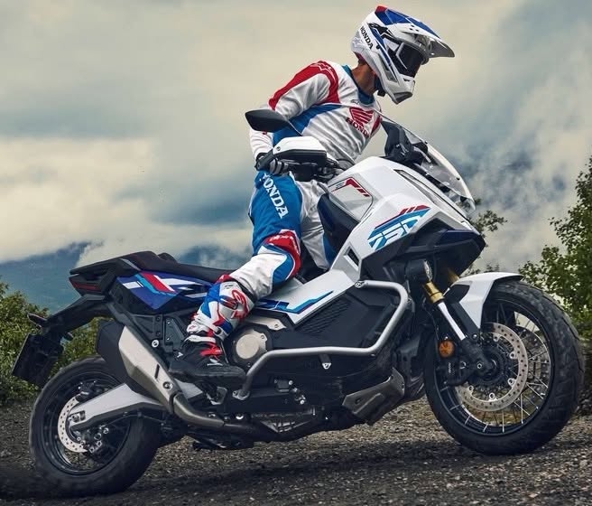 honda mo rong su dung vat lieu tai che tren xe may, muc tieu trung hoa carbon hinh anh 1