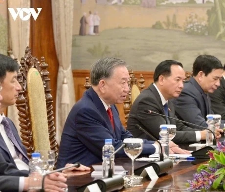 highlights of top leader to lam s state visit to philippines picture 9