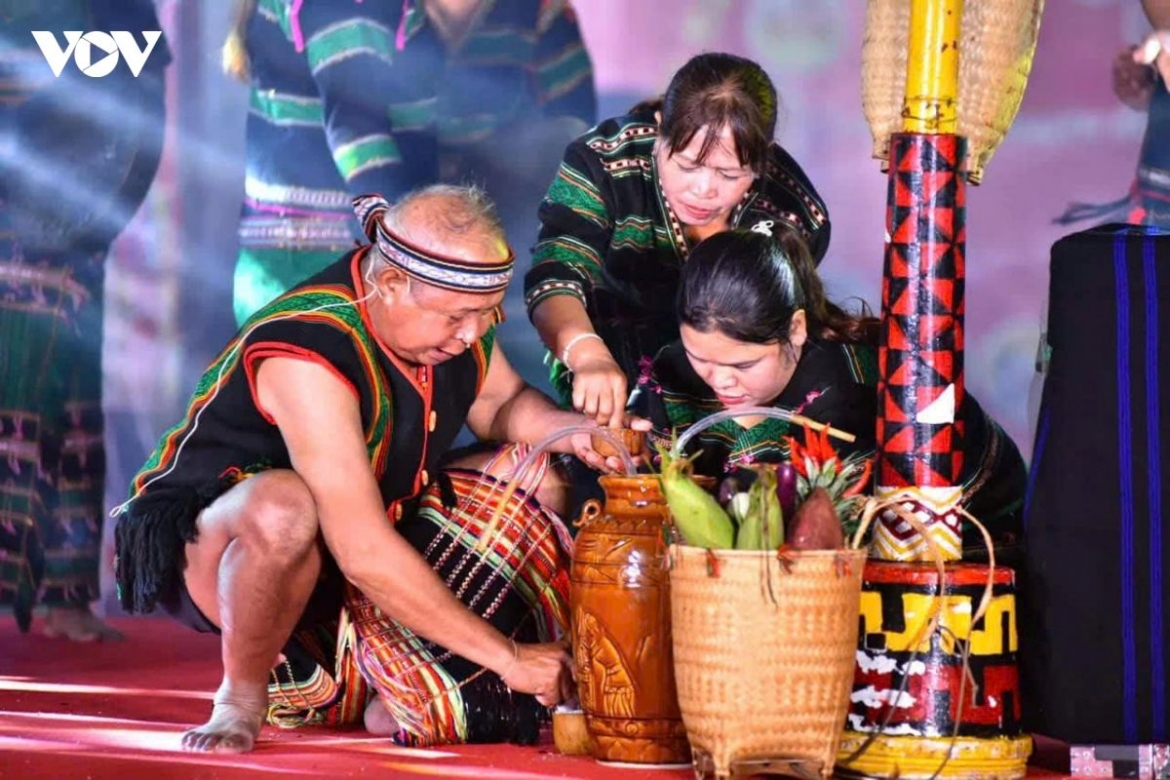 how three generations are keeping m nong culture alive picture 1