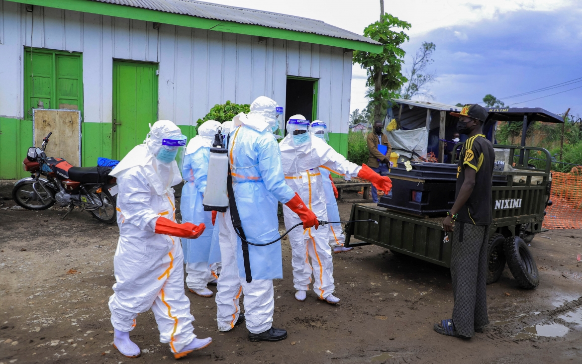 ebola chung hiem tiep tuc lan rong tai chdc congo, the gioi tang toc ung pho hinh anh 1