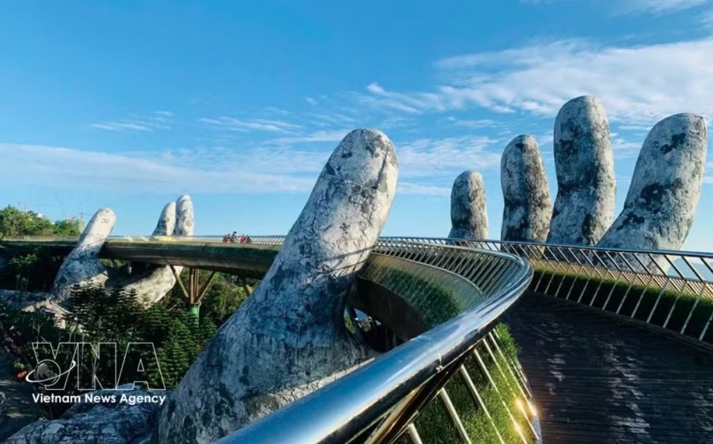 da nang emerges as hub for multi-destination travel picture 1