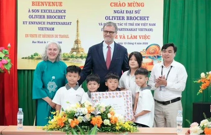 vietnam-france cooperation supports comprehensive child development picture 1